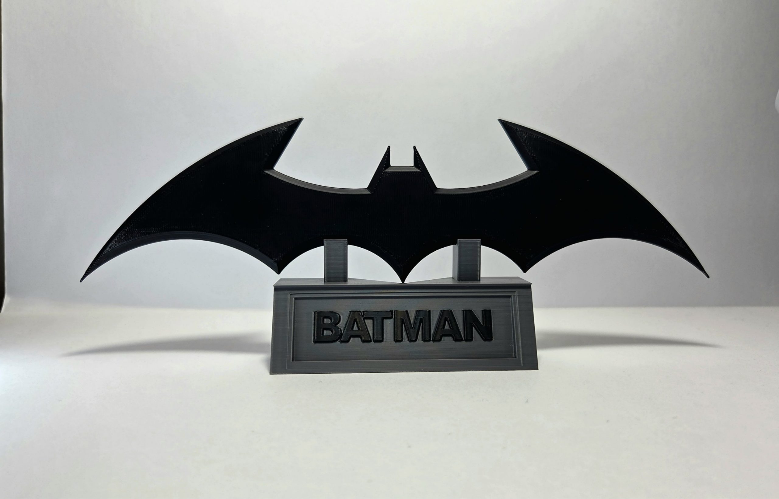 Batman Batarang Prop Replica With Limited Edition Display - Gray/Black - Image 2