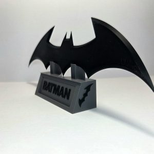 Batman Batarang Prop Replica With Limited Edition Display - Gray/Black